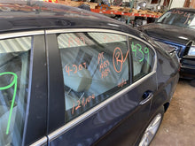 Load image into Gallery viewer, FRONT SPINDLE KNUCKLE 528i 535i 550i 640I 650i 11-17 AWD Right - 1313878