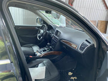 Load image into Gallery viewer, 2010 Audi Q5 Floor Shifter - 1315654