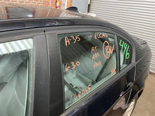 Load image into Gallery viewer, HEADLIGHT LAMP ASSEMBLY 323i 325ci 325i 328i 330ci 330i 330xi 06-08 Right - 1314175