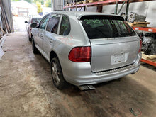 Load image into Gallery viewer, REAR AXLE ASSEMBLY Cayenne 2003 03 2004 04 2005 05 2006 06 - 1314923