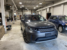 Load image into Gallery viewer, FRONT INTERIOR DOOR TRIM PANEL Land Rover Discovery 2017 17 - 1316563