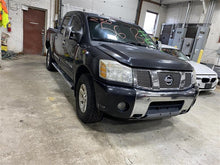 Load image into Gallery viewer, REAR AXLE ASSEMBLY Nissan Titan 2004 04 2005 05 2006 06 2007 07 4x4 - 1326618