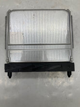 Load image into Gallery viewer, ECU ECM COMPUTER Volvo S70 V70 C70 S80 1999 99 - NW63102