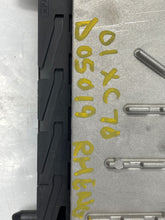 Load image into Gallery viewer, ECU ECM COMPUTER Volvo S60 V70 S70 2001 01 - NW63131