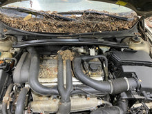 Load image into Gallery viewer, HEADLIGHT LAMP ASSEMBLY Volvo S80 99 00 01 02 03 04 05 06 Right - 1329481