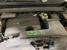 Load image into Gallery viewer, PLASTIC ENGINE COVER Nissan Pathfinder 2017 17 - 1329666
