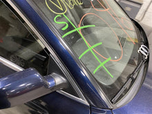 Load image into Gallery viewer, 2011 Audi A5 Floor Shifter - 1332054