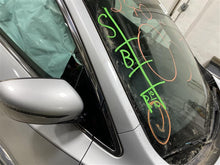Load image into Gallery viewer, FRONT DOOR GLASS Murano Murano Cross Cabriolet 2015-2020 Left - 1332760