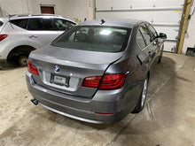 Load image into Gallery viewer, SUNROOF ASSEMBLY 528i 535i 550i Active 5 M5 11 12 13 14 15 16 - 1332525