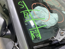 Load image into Gallery viewer, Quarter Panel Cut - 1332606