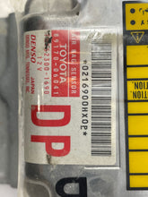 Load image into Gallery viewer, AIR BAG COMPUTER TOYOTA CAMRY ES300 1997 - NW38109