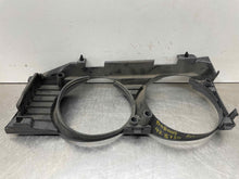 Load image into Gallery viewer, GRILL BMW 750i 740i 1988 88 89 90 91 92 93 94 Right - NW98263