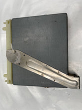 Load image into Gallery viewer, ECU ECM COMPUTER Volvo V70 S70 1998 98 Auto - NW519519