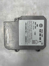 Load image into Gallery viewer, AIR BAG COMPUTER VW PASSAT 2000 00 2001 01 - NW38770