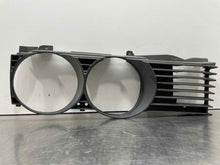 Load image into Gallery viewer, Grille BMW 735I 1992 - NW98246