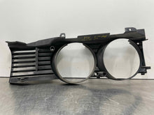 Load image into Gallery viewer, Grille BMW 735I 1992 - NW98246