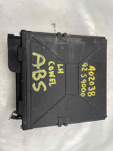 Load image into Gallery viewer, ECU ECM COMPUTER SAAB 9000 1990 91 92 93 TURBO MANUAL - NW62206