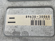 Load image into Gallery viewer, TRACTION CONTROL COMPUTER LEXUS GS300 LS400 92 - 1997 - NW33739