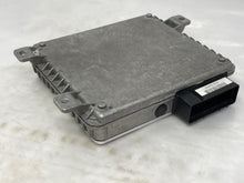Load image into Gallery viewer, SUSPENSION COMPUTER Land Rover Discovery 00 01 02 03 - NW36927