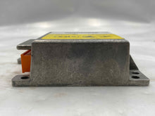 Load image into Gallery viewer, AIR BAG COMPUTER Land Rover Discovery 99 00 01 02 03 04 - NW36901