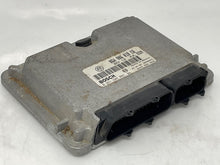 Load image into Gallery viewer, ECU ECM COMPUTER Volkswagen Beetle 1999 99 2.0L - NW62664