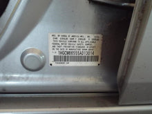 Load image into Gallery viewer, REAR HUB WITH SPINDLE Honda Accord 03 04 05 06 07 Right - MRK395166