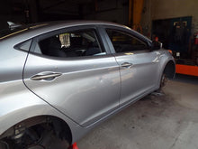 Load image into Gallery viewer, RADIATOR FAN ASSEMBLY Elantra 2011 11 2012 12 2013 13 2014 14 - MRK405420