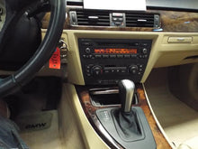 Load image into Gallery viewer, STRUT BMW 330xi 325xi 2006 06 Left - MRK421481