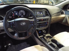 Load image into Gallery viewer, SPEEDOMETER CLUSTER Sonata Sonata Hybrid 2016 16 2017 17 - MRK461274