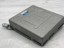 Load image into Gallery viewer, Temperature Control Computer Jaguar XK8 2000 00 2001 01 2002 02 2003 03 04 05 06 - NW33286