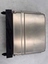 Load image into Gallery viewer, ECU ECM COMPUTER Volvo C70 2003 03 2004 04 - NW63104