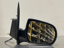 Load image into Gallery viewer, SIDE VIEW MIRROR Mazda Tribute 01 02 03 04 - 06 Right - NW52995