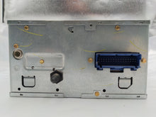 Load image into Gallery viewer, Radio Cadillac Deville 2003 - NW134397