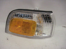 Load image into Gallery viewer, PARKLAMP Honda Accord 1992 92 1993 93 Left - 333699