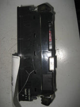 Load image into Gallery viewer, Temp Climate AC Heater Control Land Rover Discovery 1999 99 2000 00 01 02 03 - 335333