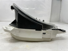 Load image into Gallery viewer, Speedometer Cluster Chrysler Sebring 2005 - NW158735