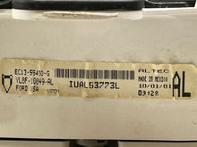 Load image into Gallery viewer, Speedometer Cluster Ford Escape 2002 - NW158814