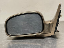 Load image into Gallery viewer, SIDE VIEW MIRROR Santa Fe 2001 01 02 03 04 05 06 Left - NW52543