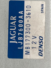 Load image into Gallery viewer, TEMPERATURE COMPUTER Jaguar XK8 1997 97 1998 98 99 - NW33340