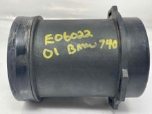 Load image into Gallery viewer, Mass Air Flow Sensor Meter MAF 540i 740i 740il X5 Z8 99-03 - NW4871