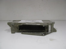 Load image into Gallery viewer, ABS COMPUTER SAAB 9000 1993 94 95 96 97 98 MANUAL - 372422