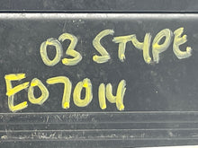Load image into Gallery viewer, CD AUTO CHANGER Jaguar S Type 2000 00 2001 01 2002 02 03 - NW137810