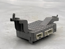 Load image into Gallery viewer, BODY CONTROL MODULE BCM COMPUTER Cx-7 2007 07 2008 08 2009 09 - NW34023
