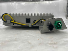 Load image into Gallery viewer, Radio SAAB 9-3 2002 - NW7556