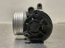 Load image into Gallery viewer, THROTTLE BODY Volvo S40 V40 2000 00 2001 01 02 03 04 - NW178731