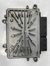 Load image into Gallery viewer, ECU ECM COMPUTER Volvo S40 V50 2004 04 2005 05 - NW62978