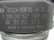 Load image into Gallery viewer, WIPER MOTOR VW PASSAT 2001 01 2002 02 2003 03 04 05 - 401551