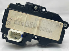 Load image into Gallery viewer, RADIO CONTROLS QX56 2008 08 Front - NW137079