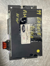 Load image into Gallery viewer, AMPLIFIER Land Rover Discovery 1994 94 95 96 97 98 99 - NW139326