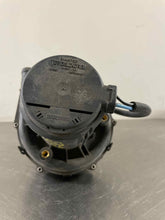Load image into Gallery viewer, AIR INJECTION PUMP SMOG Volvo 960 1995 95 1996 96 1997 97 - NW8306